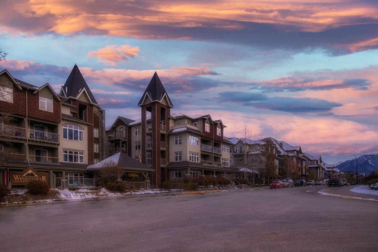 Windtower Lodge - Canmore Ngoại thất bức ảnh